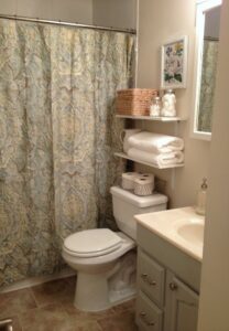 How to economize space in the bathroom